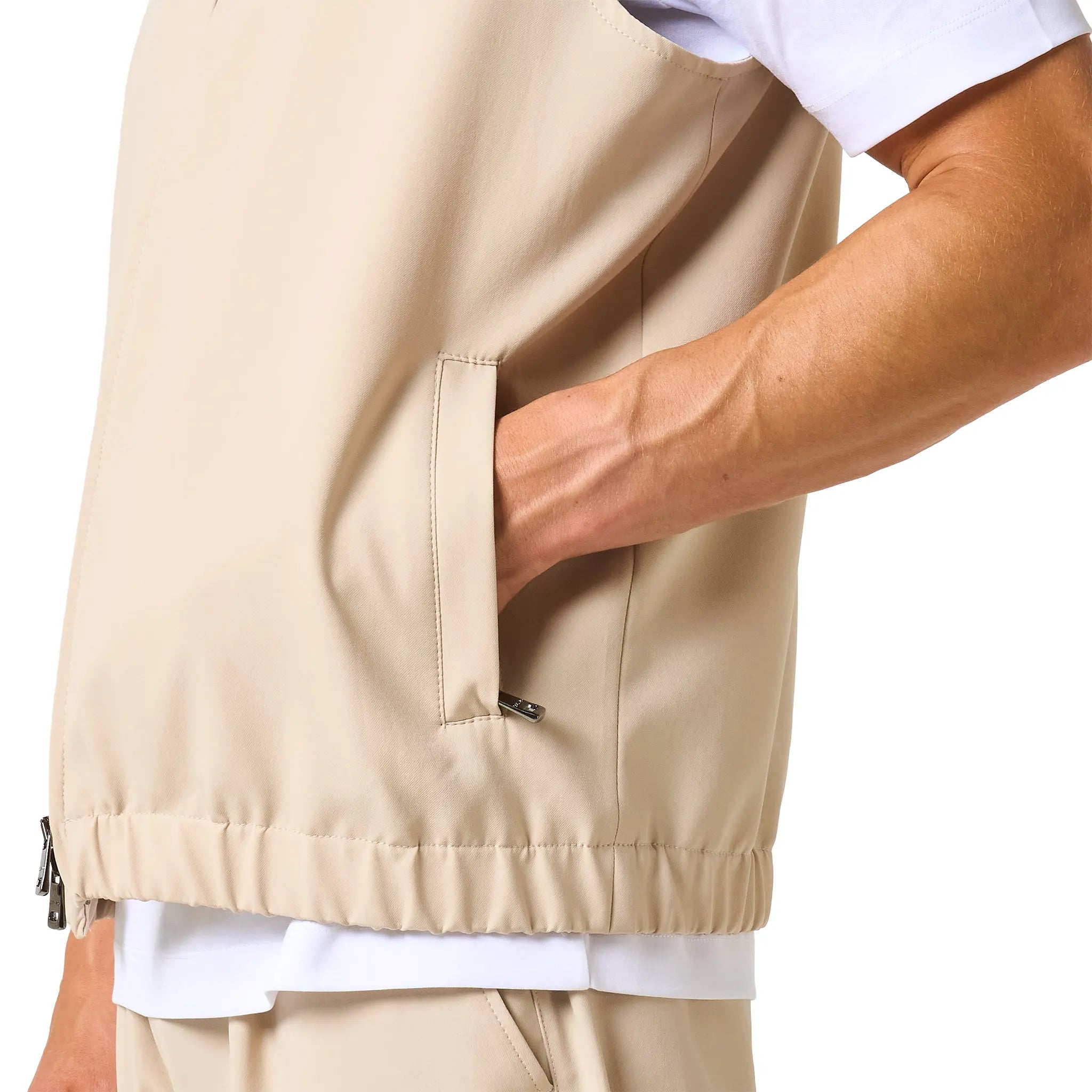 Detailed View of Loiano Tech Beige Gilet